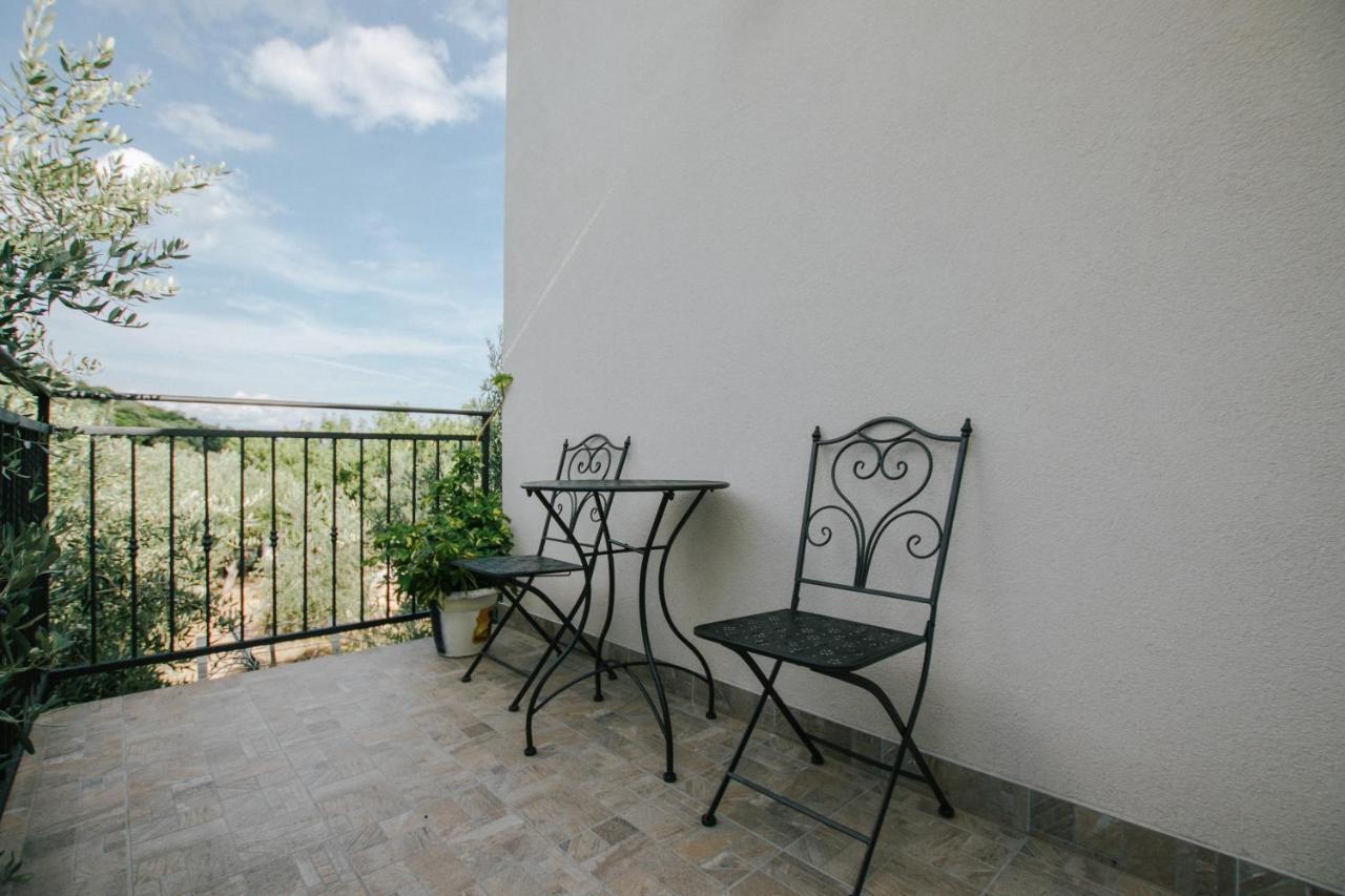 Tomislav Trogir Exterior foto
